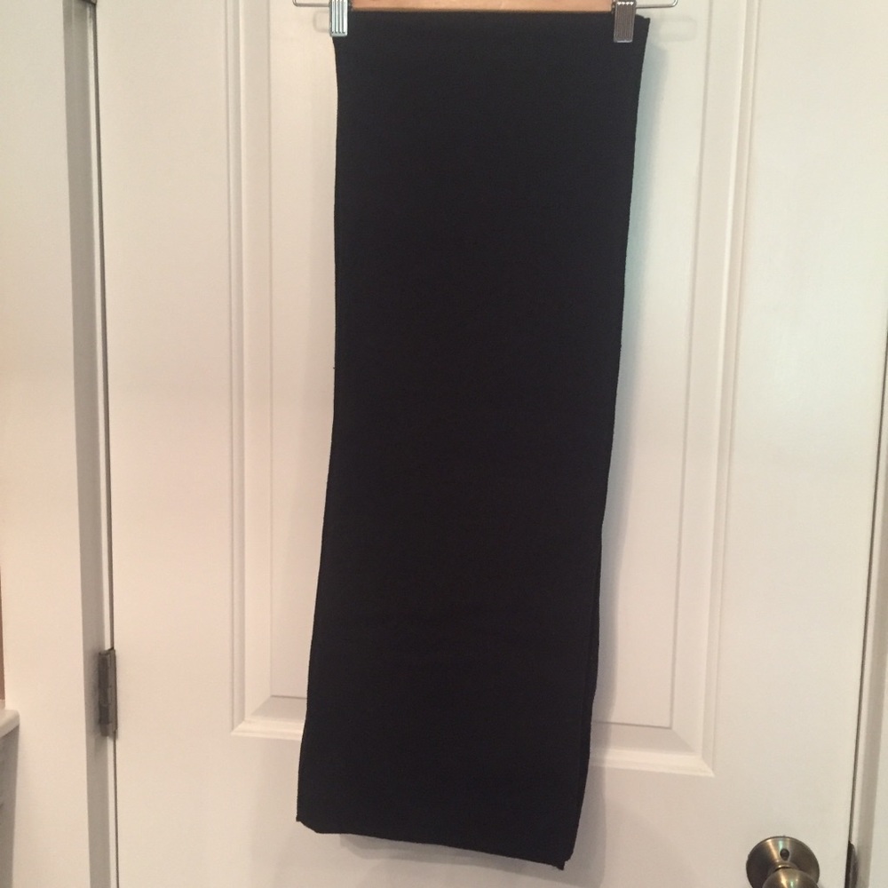 SCARF BLACK SOFT FLEECE FABRIC RECTANGLE ACCESSORY